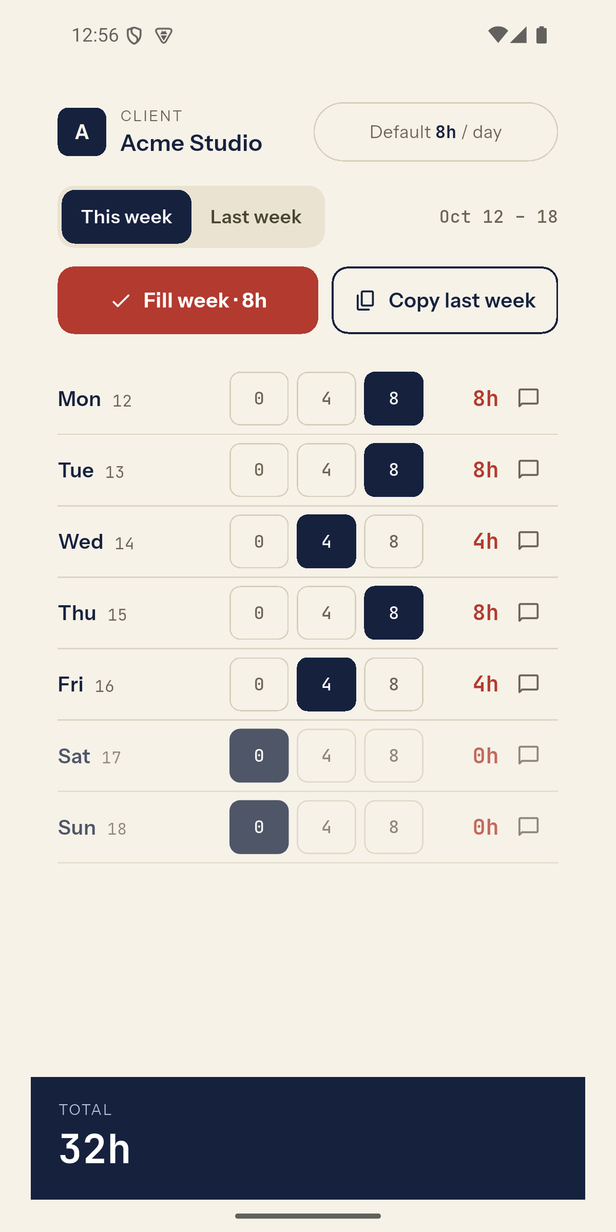 The week screen: Monday to Sunday with hours per day and a total of 32 hours
